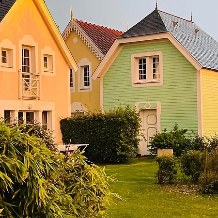 Holiday home Maison 4 Personnes Au Bord Du Golf Fort-Mahon-Plage