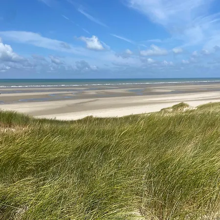 Maison 4 Personnes Au Bord Du Golf Holiday home *